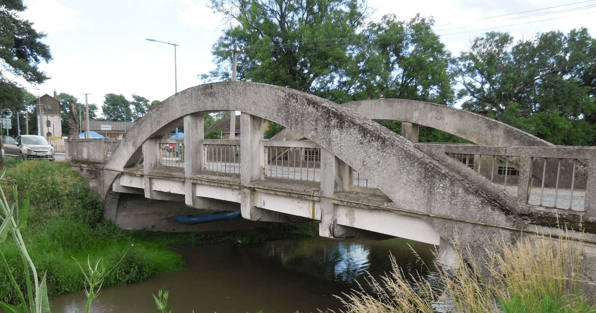 Vasbeton ívhíd utólagos megerösítése, Csehország